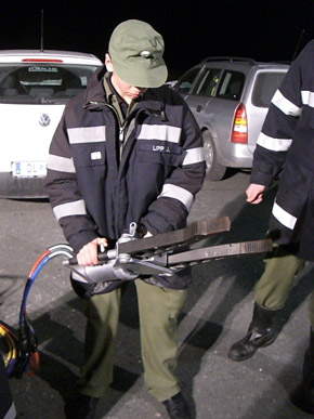 &Uuml;bung mit dem hydraulischen Rettungsger&auml;t