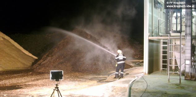 Brand eines Hackschnitzelhaufens